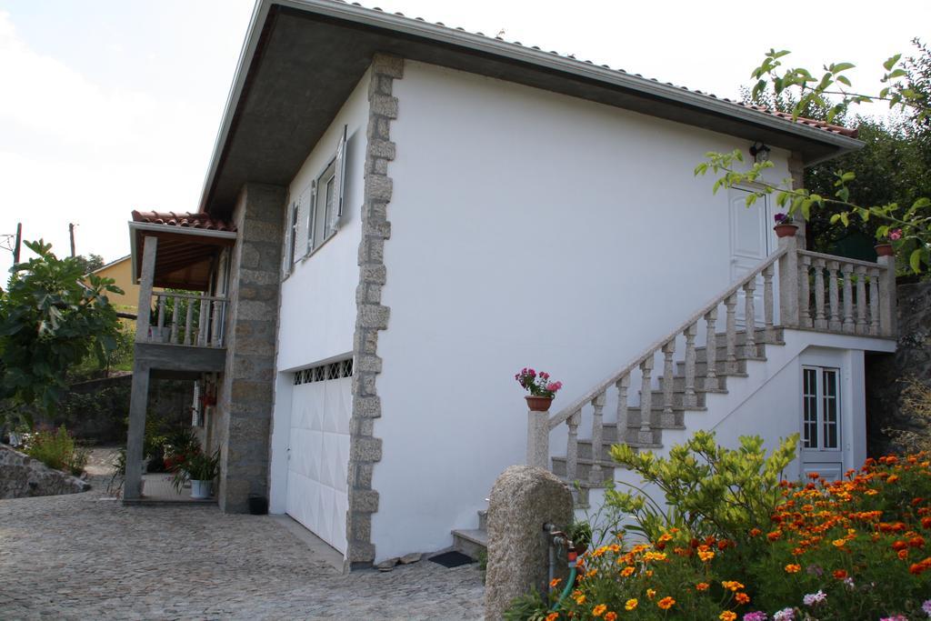 Castelo Dos Sonhos Hotell Valadares  Eksteriør bilde